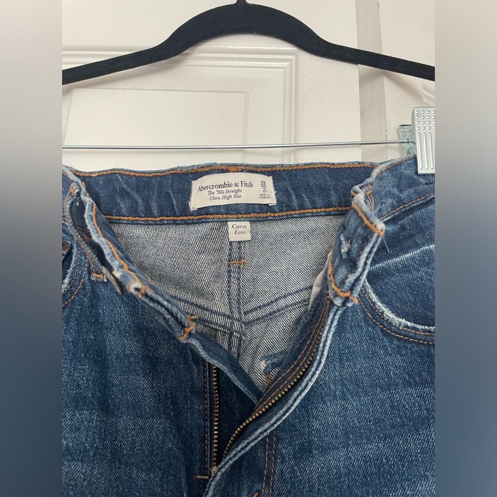 Abercrombie & Fitch Curve love ultra high rise straight dark wash jeans